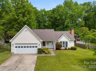 13324 Kintyre Ct, Matthews, NC 28105