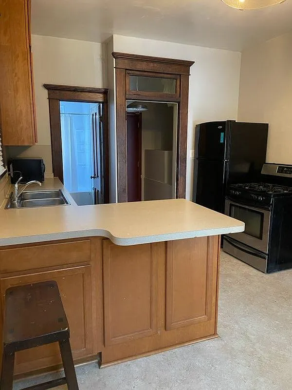 2 bed, 1.5 bath, 1200 sqft, $1,550 — Photo 3