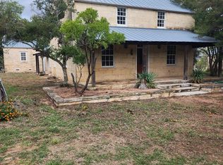 595 Kneese Rd, Fredericksburg, TX 78624