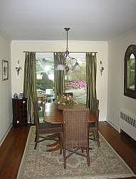 2nd image of 421 Park View Ave