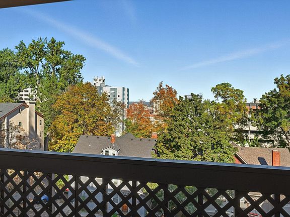 3rd image of 620 W 7th Ave APT 304