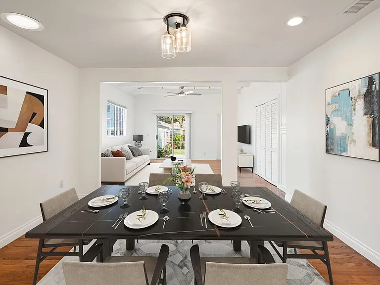 22055 Del Valle St — Photo 10