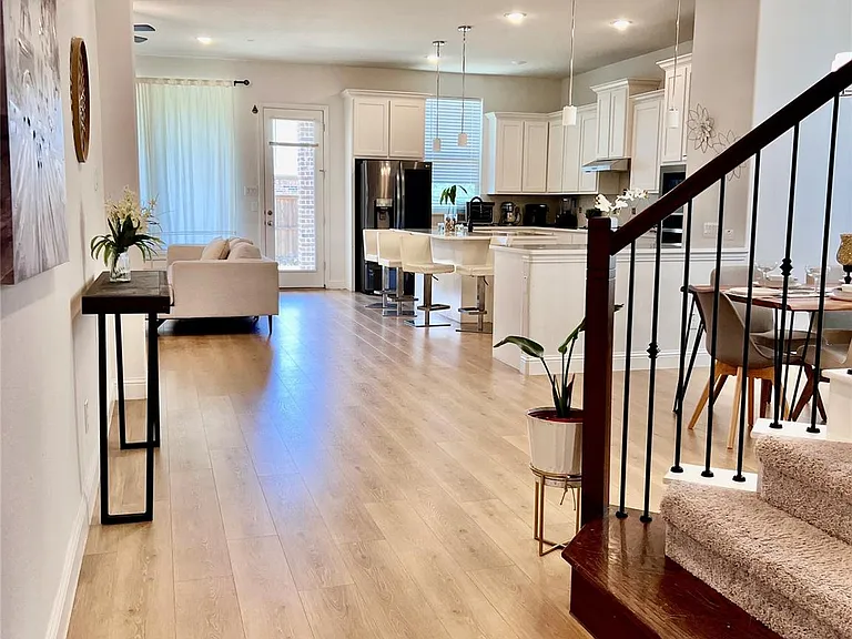 7506 Coronado Dr — Photo 10
