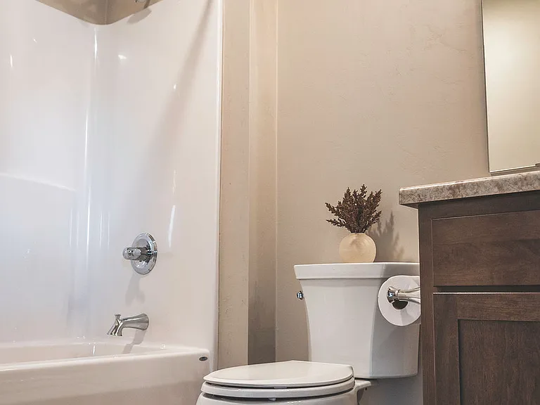 238 N Park Ln — Photo 4