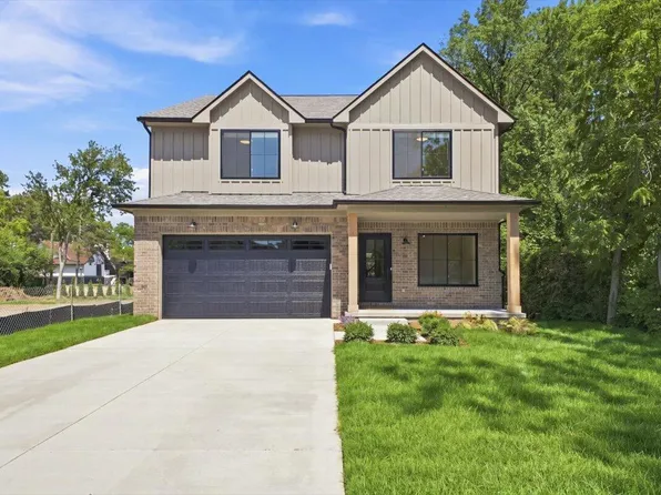 41 Starr Dr, Troy, MI 48083
