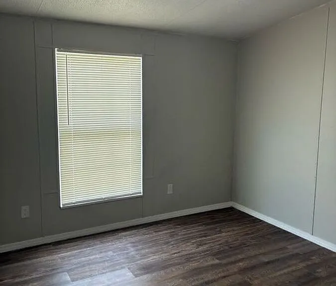 743 E Wilson Dr — Photo 17
