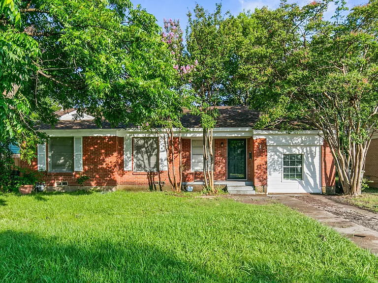 10523 Wood Dale Dr — Photo 1