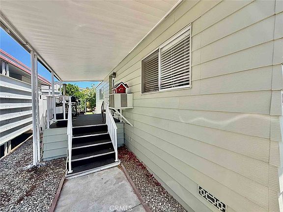 3rd image of 19361 Brookhurst St Space 174