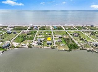 1026 N Gayle St, Gilchrist, TX 77617