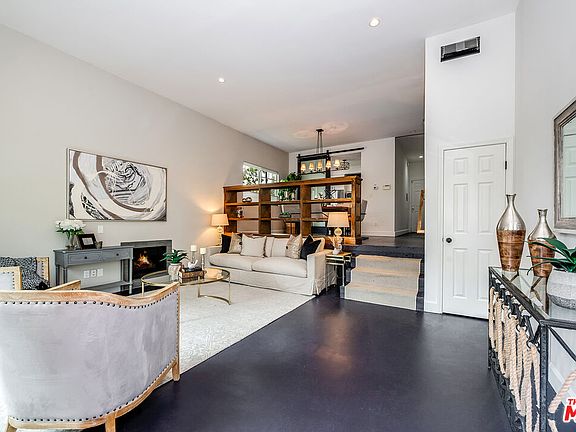 4th image of 11033 Massachusetts Ave APT 5