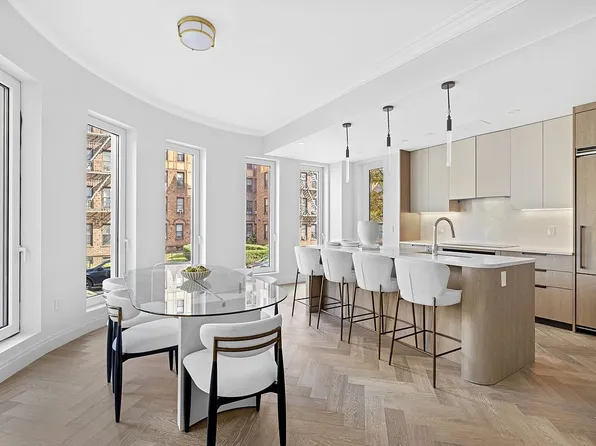 78-29 Austin St #502, Forest Hills, NY 11375