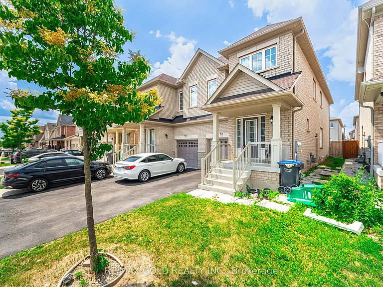 67 Yardley Cres — Photo 5