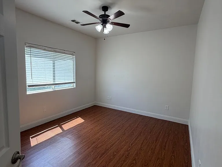 118 Emerald Isle Way — Photo 24