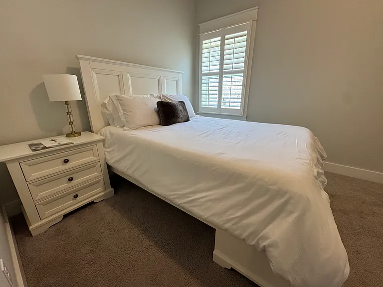 924 Tynan Way — Photo 12