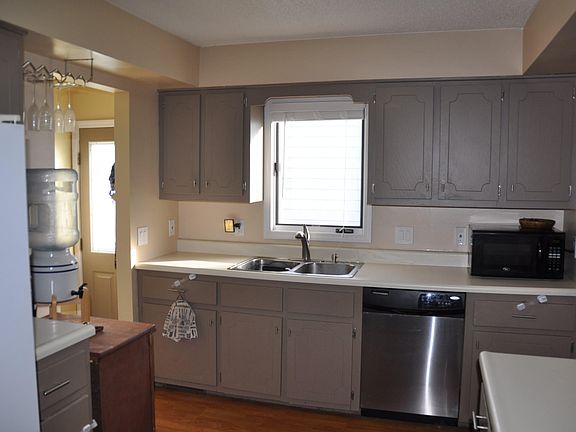 5th image of 2524 Avenue F
