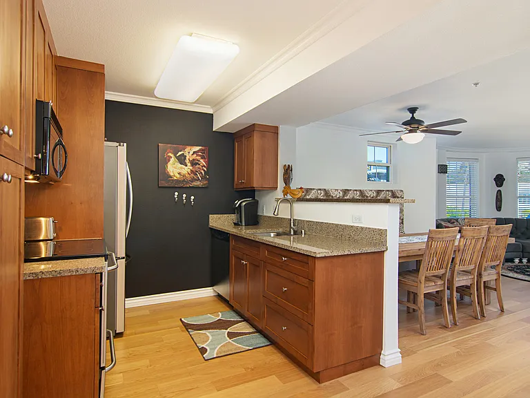 1970 Columbia St #406 — Photo 19