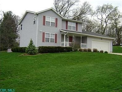 1st image of 35 Longitude Dr