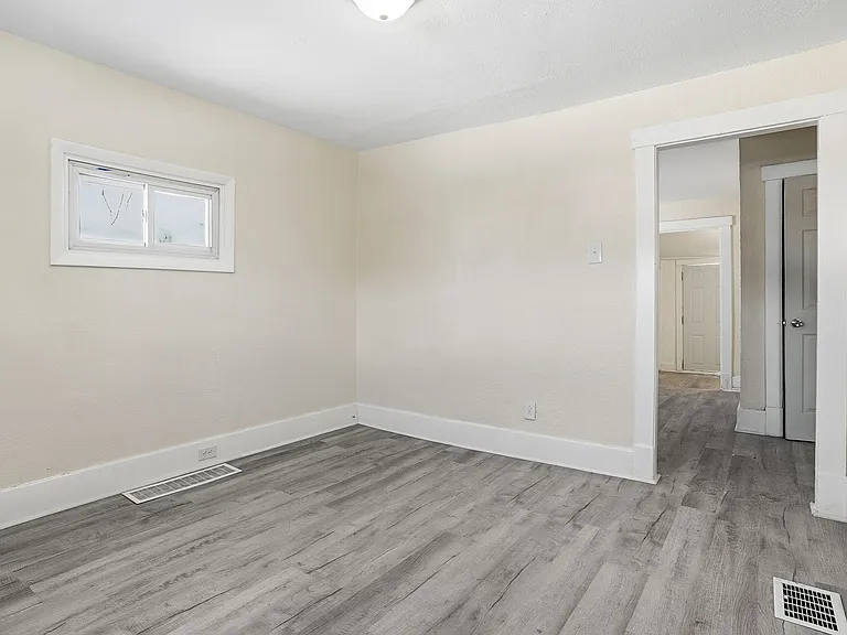 1237 Kenneth Ave #3 — Photo 7
