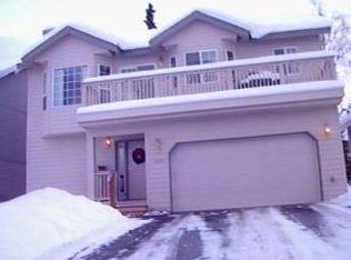 12041 Rolling Mdws, Anchorage, AK 99519