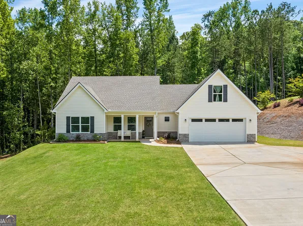 123 Copper Creek Dr, Lagrange, GA 30240