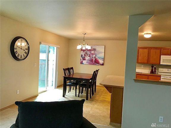 4th image of 17705 2nd Avenue Ct E
