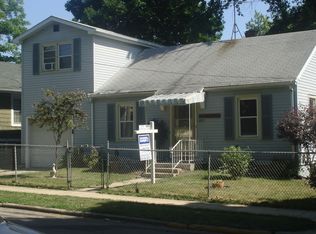 829 2nd Ave, Aurora, IL 60505