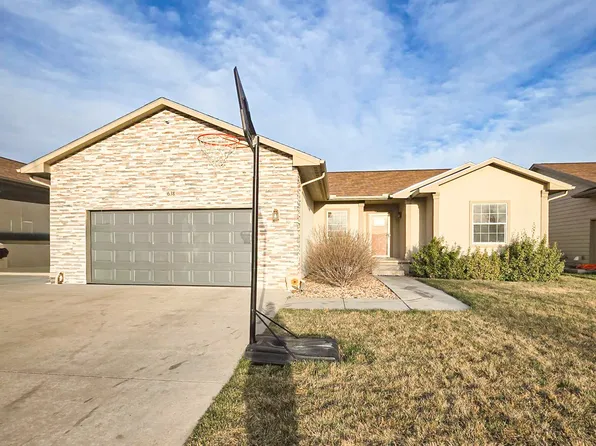 638 Warrior St, Garden City, KS 67846
