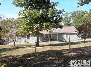 192 Troy Ln, Hohenwald, TN 38462