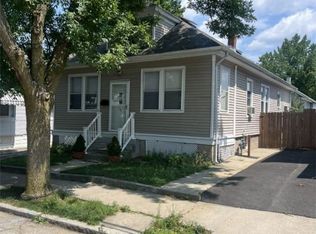 19 Biltmore Ave, Providence, RI 02908