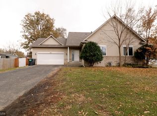 7613 Nicollet Ave, Minneapolis, MN 55423