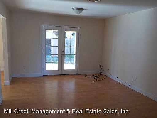 4th image of 1349 E Seeger Ave