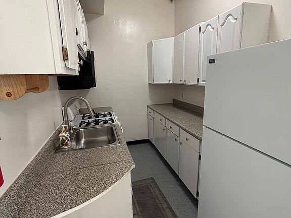 2nd image of 399 Templeton Ave