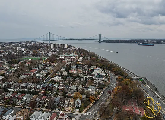 Sold by Dorsa Group | media 38