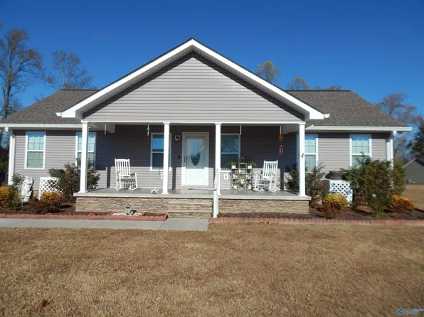 95 Keef Ave, Rainsville, AL 35986