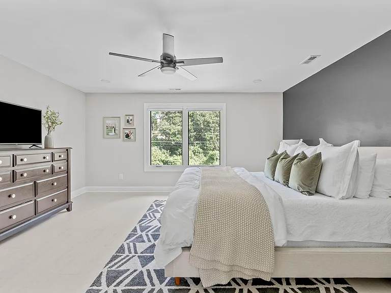 3513 Brook Dr — Photo 45