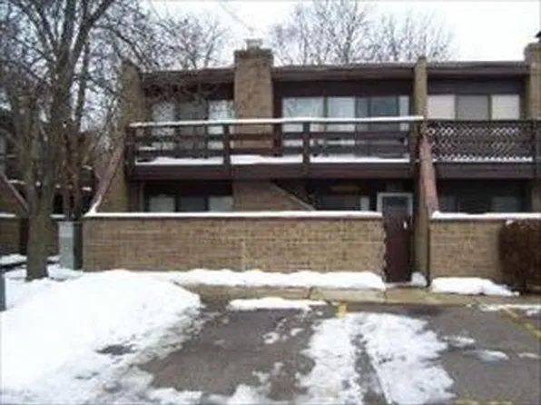 507 Kenneth Cir, Elgin, IL 60120