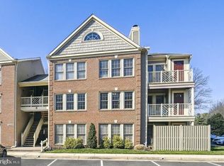 3800 Ridge Knoll Ct APT 9, Fairfax, VA 22033
