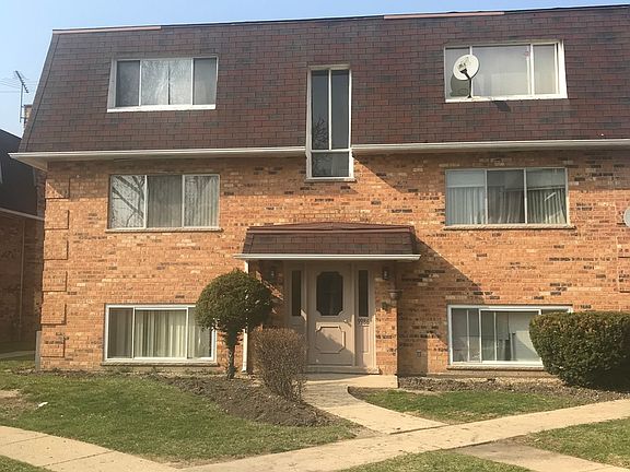 2nd image of 9986 Holly Ln APT Ge