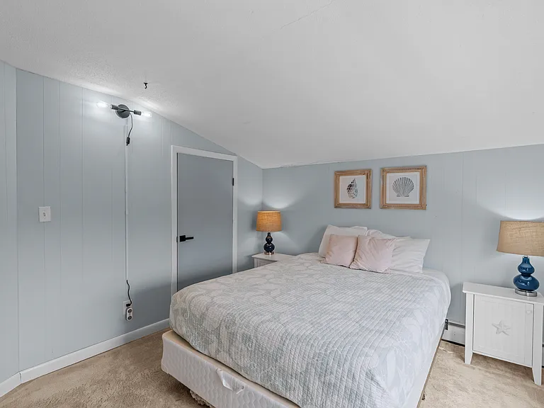 17 Clifford Dr — Photo 26
