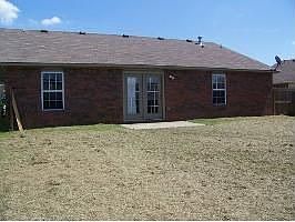 1st image of 704 S 39th St