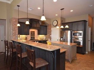 4300 Whitmere Ln, Norman, OK 73072