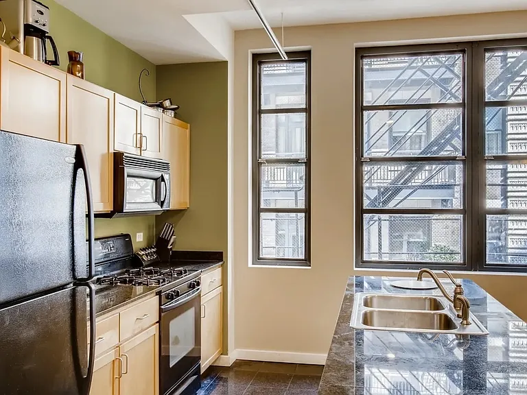 5 N Wabash Ave #1401 — Photo 6
