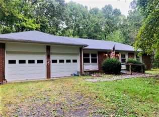 4018 Ensors Shop Rd, Midland, VA 22728