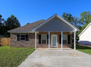 3220 Tuna Rd, Gautier, MS 39553