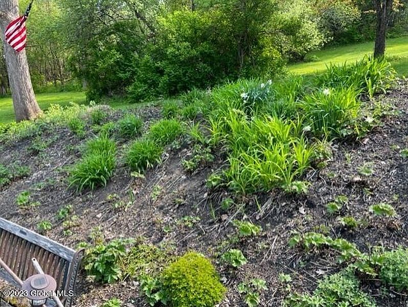 4th image of 3055 Ennis Road