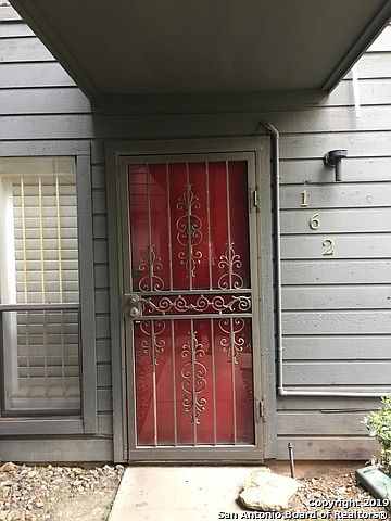 1st image of 3843 Barrington St