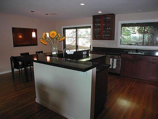 Kitchen with Viking Range