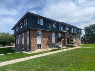 Crestwood Apartments, Lowell, IN 46356