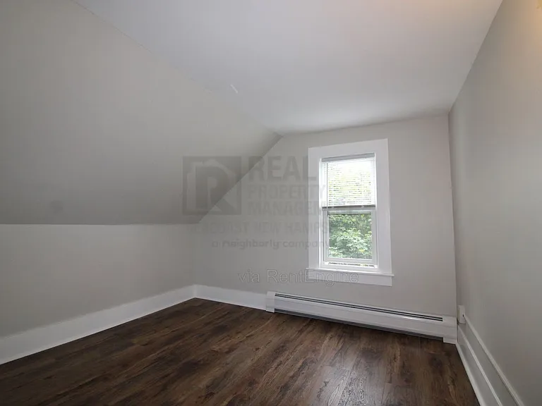 23 High St — Photo 17