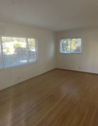 4th image of 520 Hawthorne Ave #520